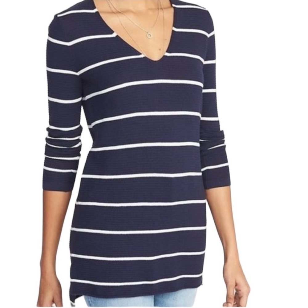 OLD NAVY Women’s V neck textured long sleeve pullover sweater white/navy-Size M
